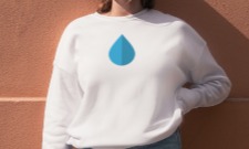 Dizajn trička s kvapkou vody